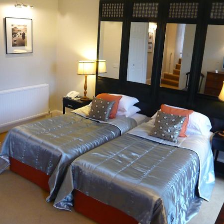 The Lake Country House Hotel & Spa Llangammarch Wells Εξωτερικό φωτογραφία