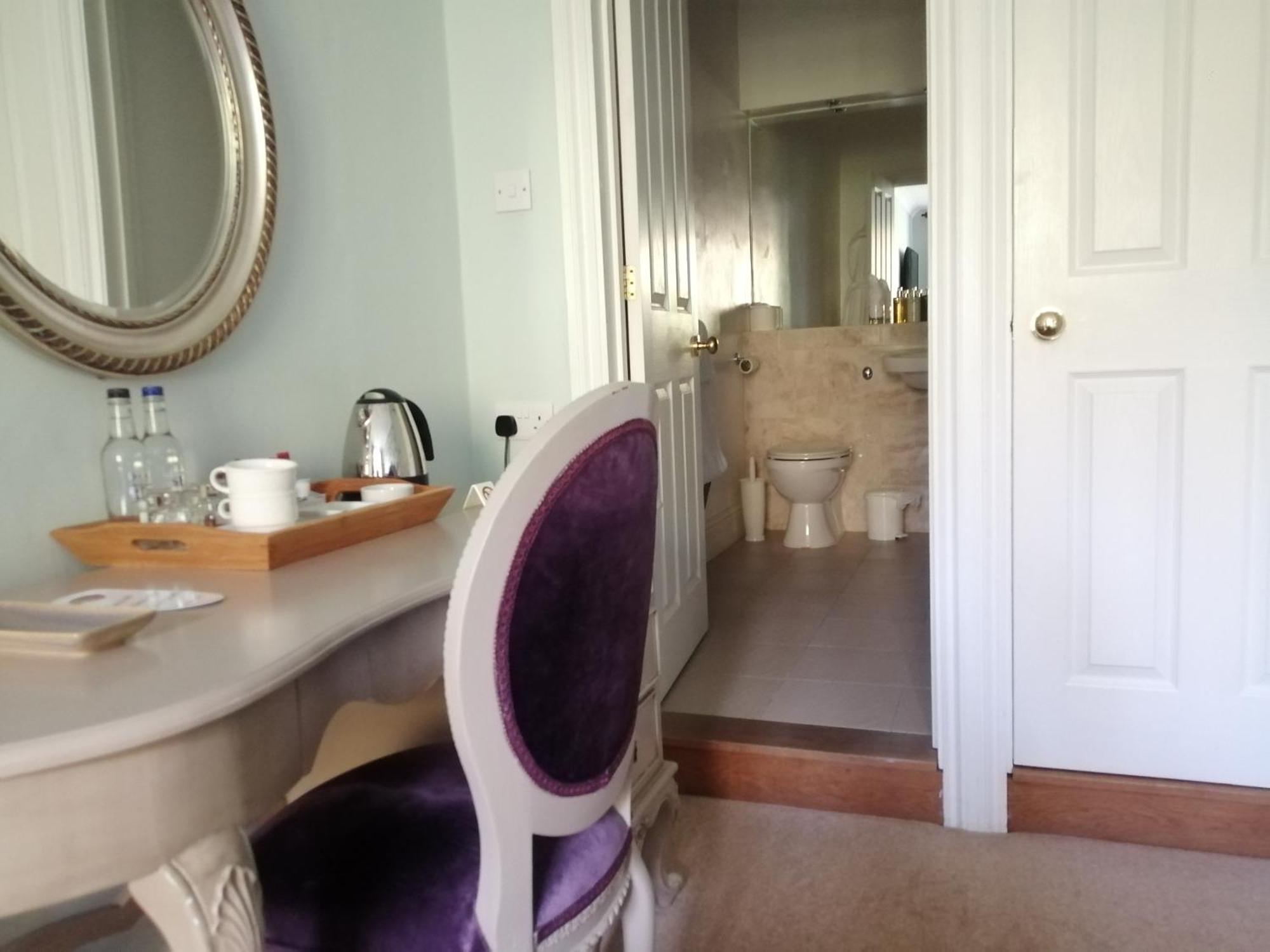 The Lake Country House Hotel & Spa Llangammarch Wells Εξωτερικό φωτογραφία