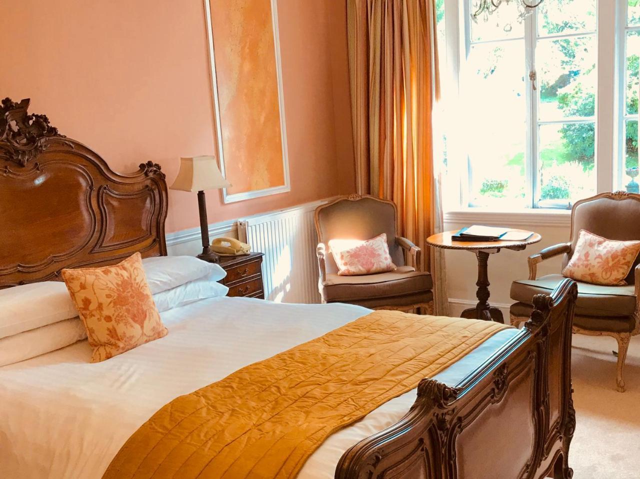 The Lake Country House Hotel & Spa Llangammarch Wells Εξωτερικό φωτογραφία
