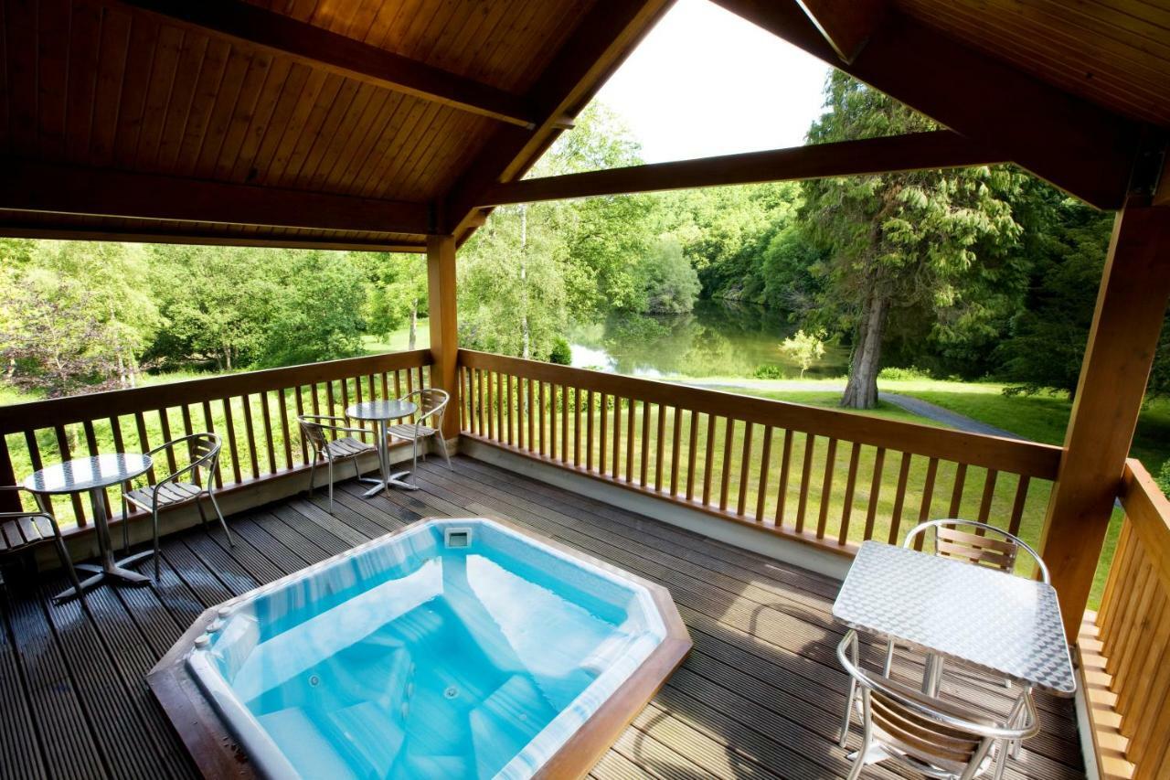 The Lake Country House Hotel & Spa Llangammarch Wells Εξωτερικό φωτογραφία